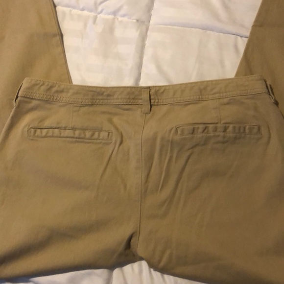 Khaki straight legged jeans. - Picture 2 of 2